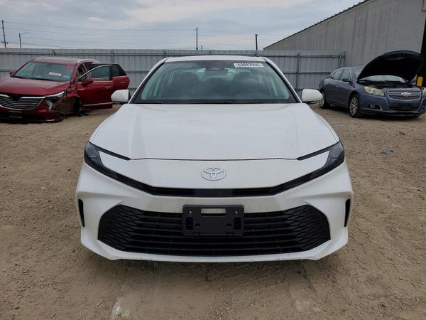 2026 TOYOTA CAMRY