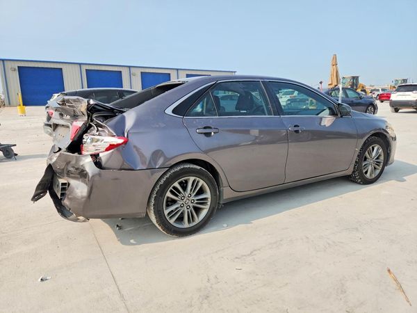 2015 TOYOTA CAMRY