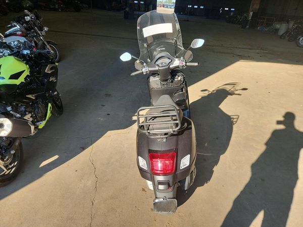 2024 VESPA GTS/SEI GI