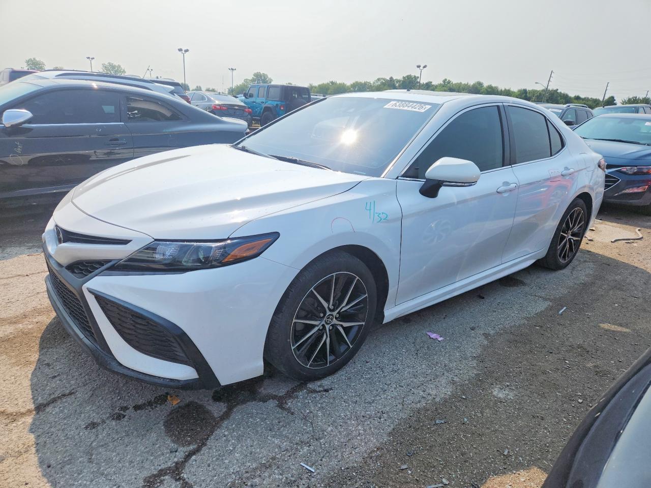 2021 TOYOTA CAMRY SE