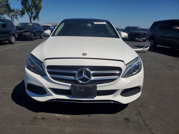 2016 MERCEDES-BENZ C C300