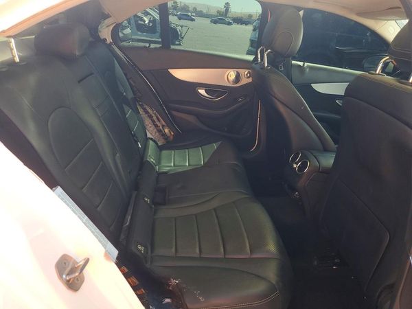 2016 MERCEDES-BENZ C C300
