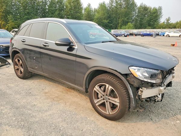 2018 MERCEDES-BENZ GLC GLC 300-4M
