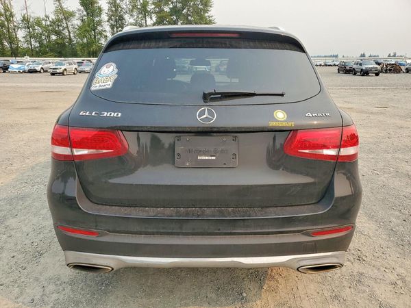 2018 MERCEDES-BENZ GLC GLC 300-4M