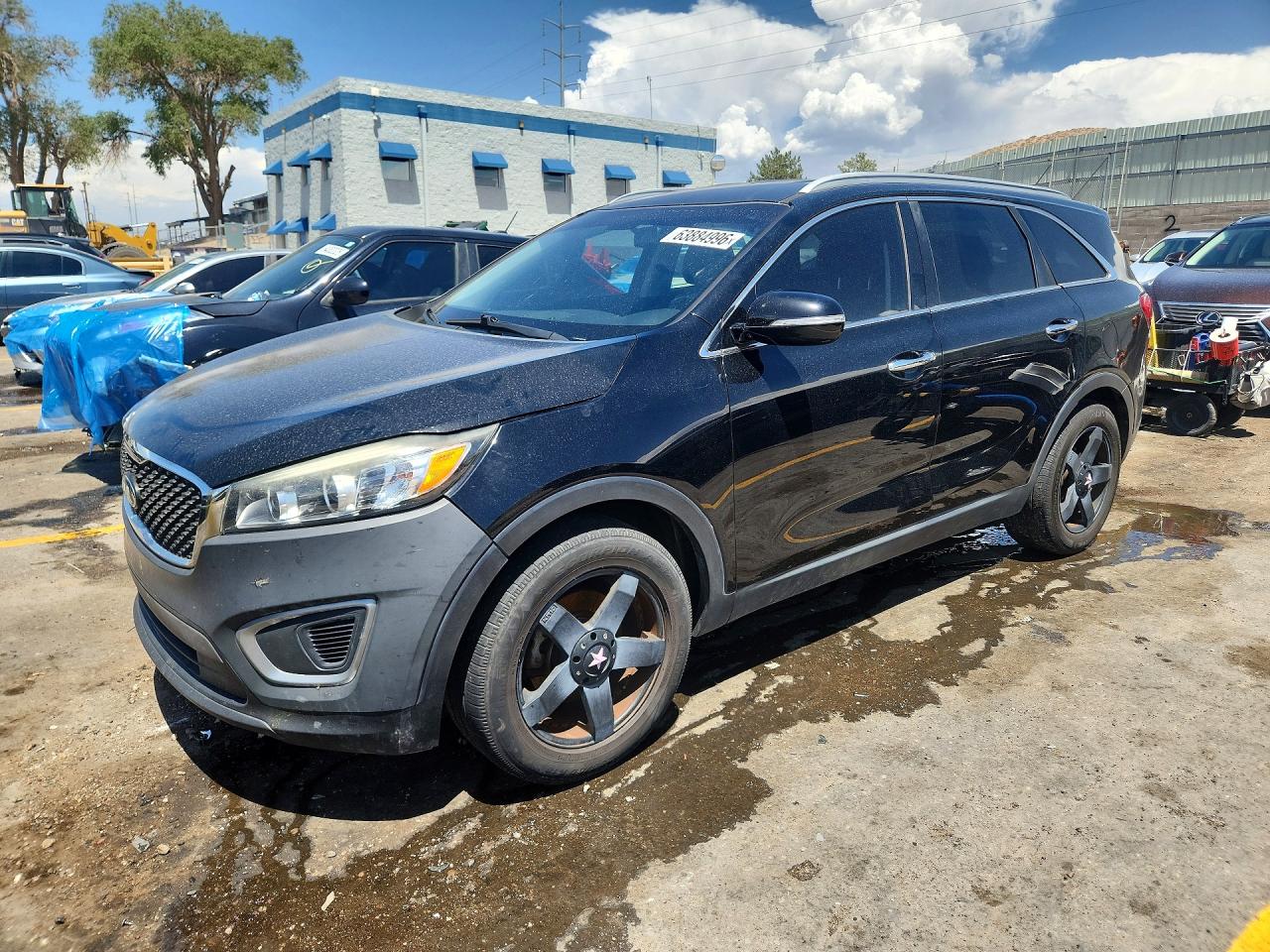 2016 KIA SORENTO L / LX