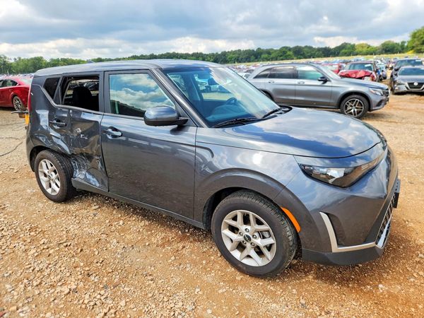2024 KIA SOUL LX, S