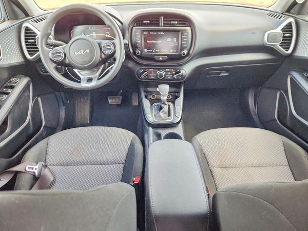 2024 KIA SOUL LX, S