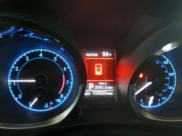 2014 TOYOTA COROLLA