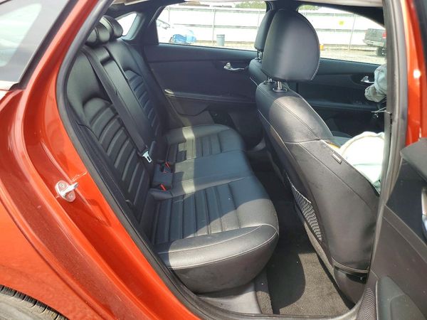 2022 KIA FORTE
