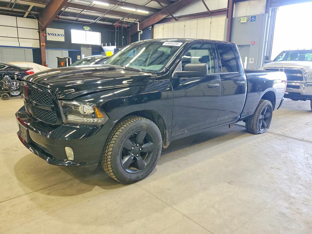 2015 RAM 1500 ST QUAD CAB 4X4