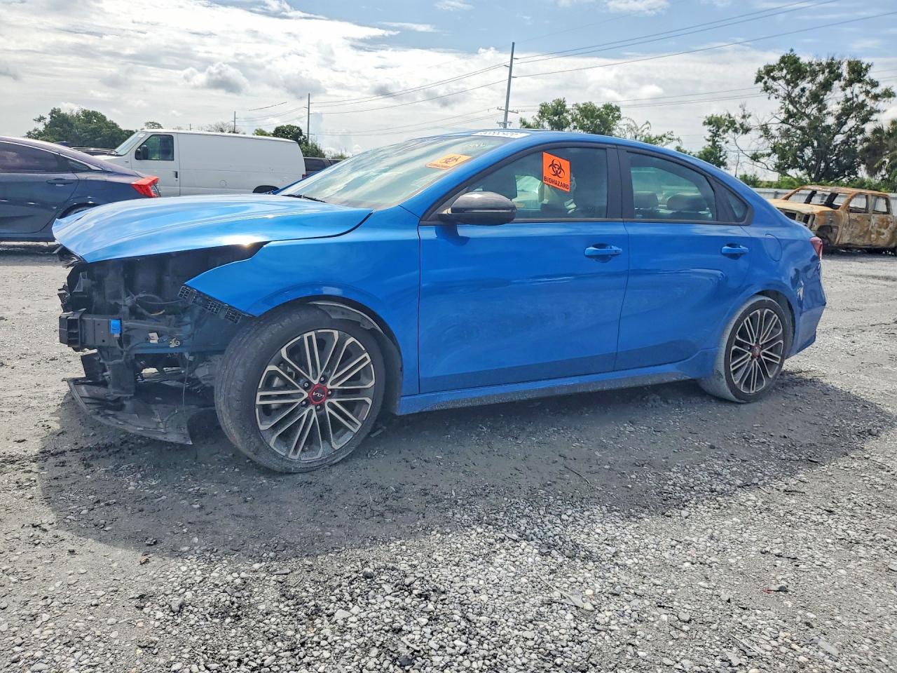 2024 KIA FORTE GT
