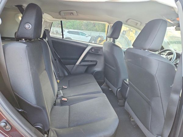2017 TOYOTA RAV4 LE