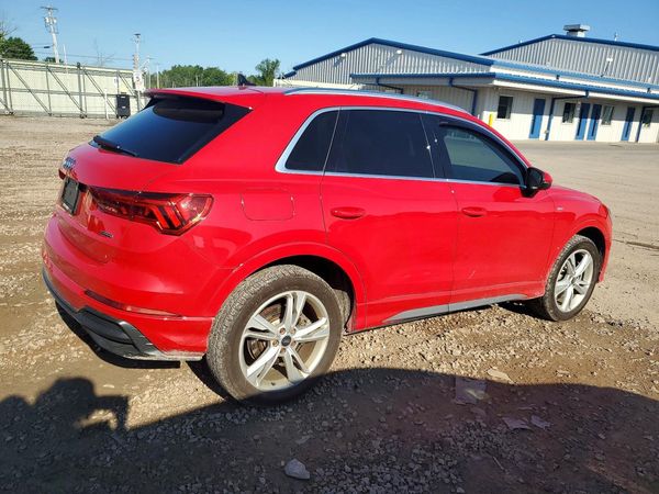 2022 AUDI Q3