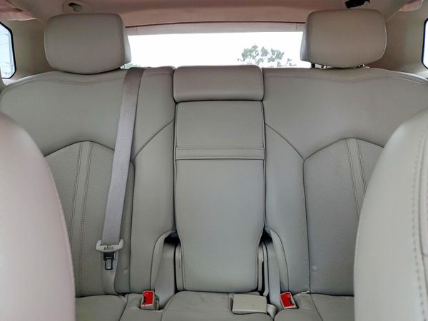 2016 CADILLAC SRX Luxury