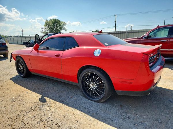 2016 DODGE CHALLENGER SXT