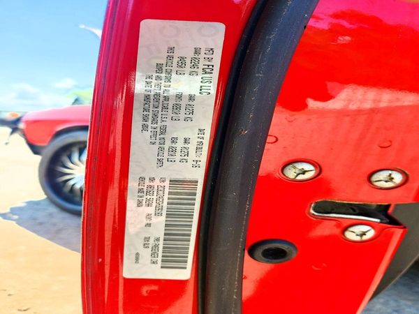 2016 DODGE CHALLENGER SXT