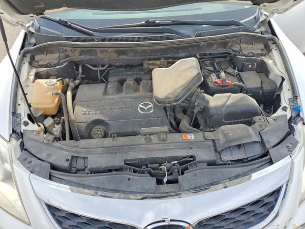 2012 MAZDA CX-9 Touring/GS — Engine bay