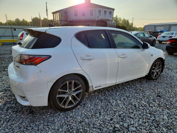 2015 LEXUS CT 200h