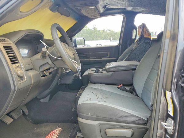 2022 RAM 1500 SLT — DENT