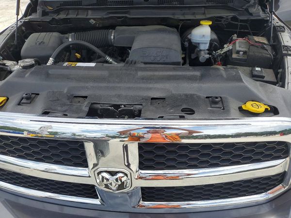 2022 RAM 1500 SLT — Engine bay