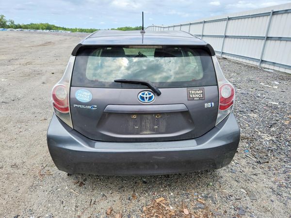 2012 TOYOTA PRIUS