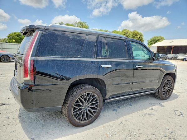 2019 CADILLAC ESCALADE Premium Luxury