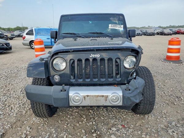 2015 JEEP WRANGLER UNLIMITED SAHARA 4X4