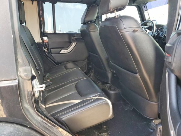 2015 JEEP WRANGLER UNLIMITED SAHARA 4X4