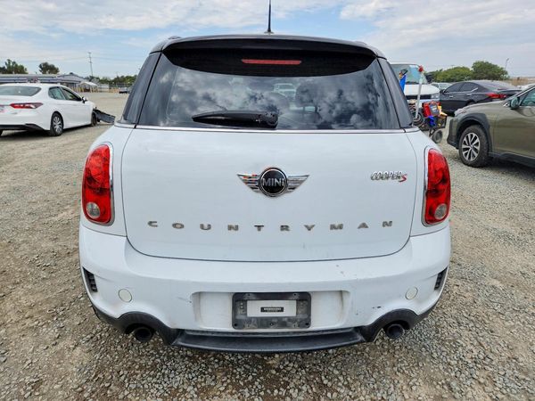 2014 MINI COOPER