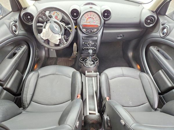 2014 MINI COOPER