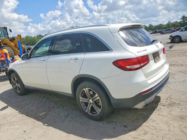 2017 MERCEDES-BENZ GLC GLC300