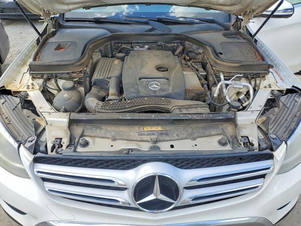 2017 MERCEDES-BENZ GLC GLC300