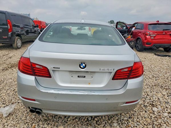 2015 BMW 528