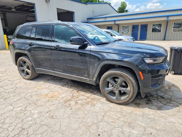 2025 JEEP GRAND CHEROKEE