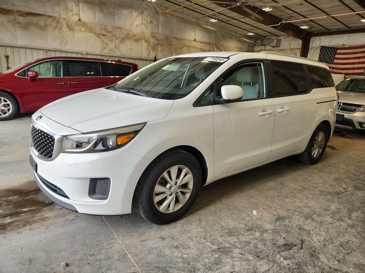 2016 KIA SEDONA LX - Middle-low
