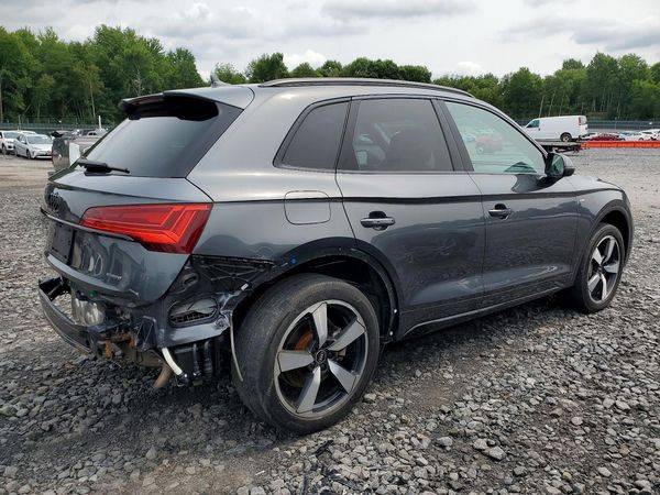 2022 AUDI Q5