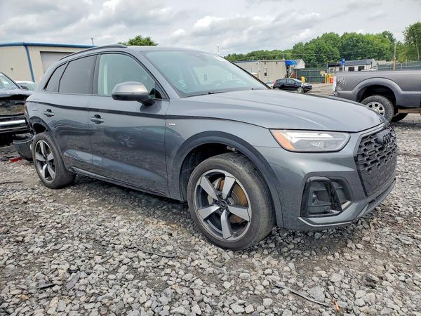 2022 AUDI Q5