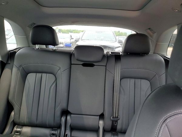 2022 AUDI Q5