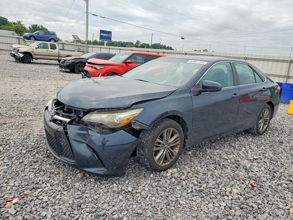 2017 TOYOTA CAMRY