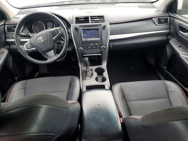 2017 TOYOTA CAMRY