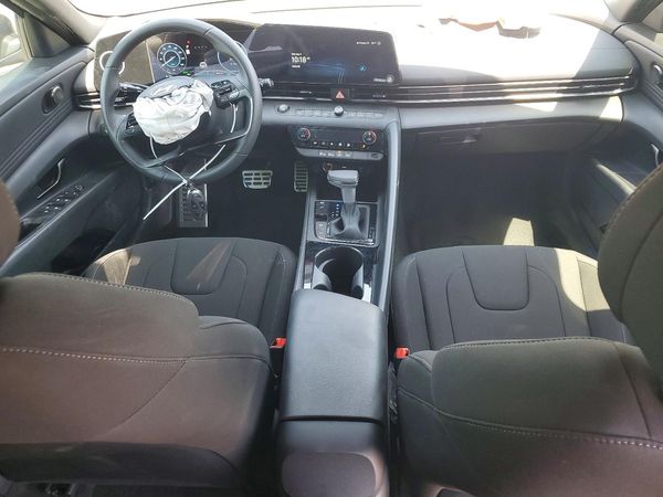 2026 HYUNDAI ELANTRA HYBRID