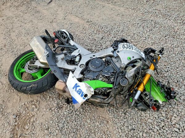 2024 KAWASAKI ZX1002 L