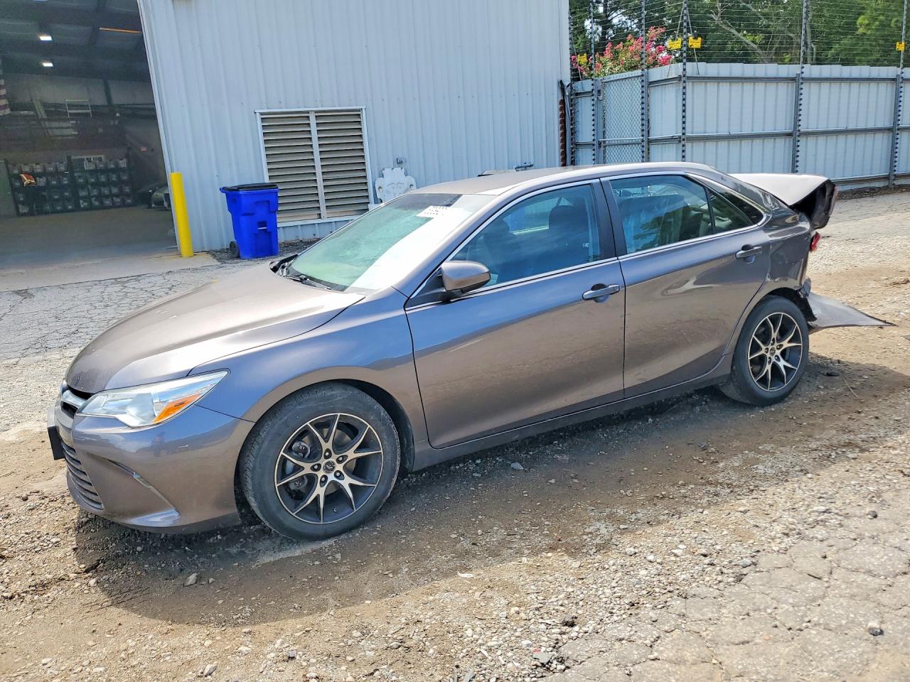 2015 TOYOTA CAMRY