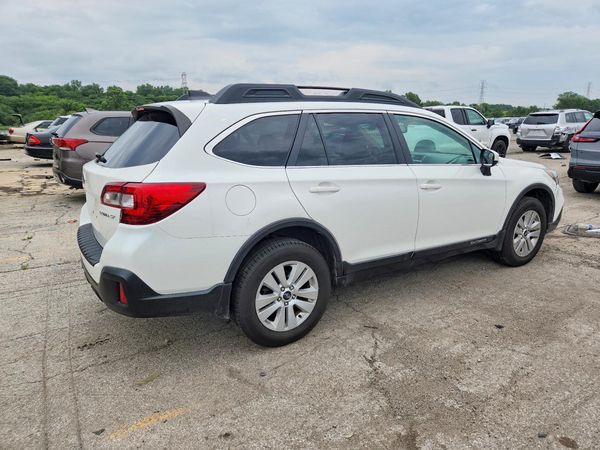 2018 SUBARU OUTBACK Premium+M/R