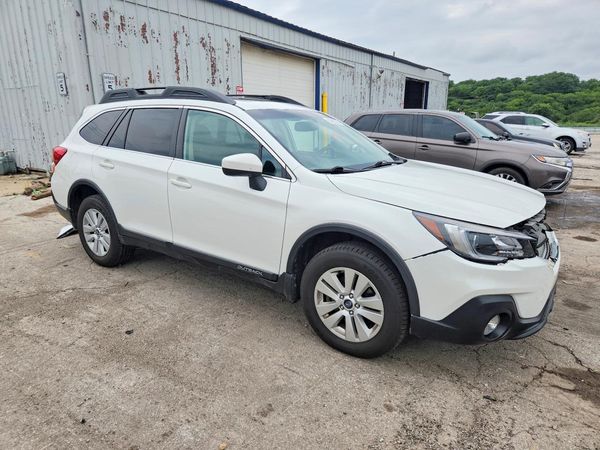 2018 SUBARU OUTBACK Premium+M/R