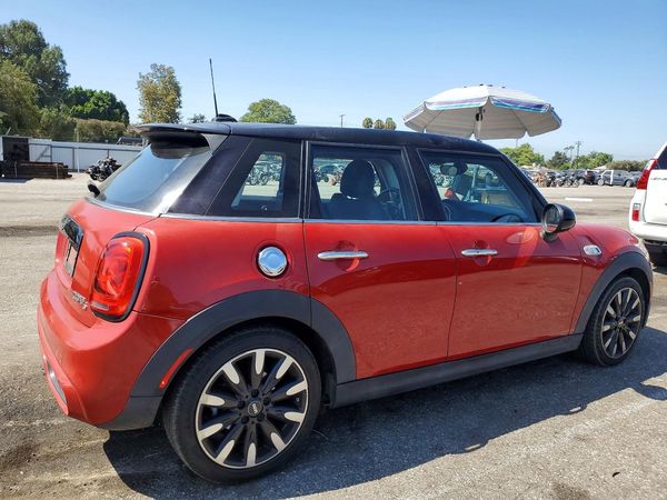 2016 MINI COOPER