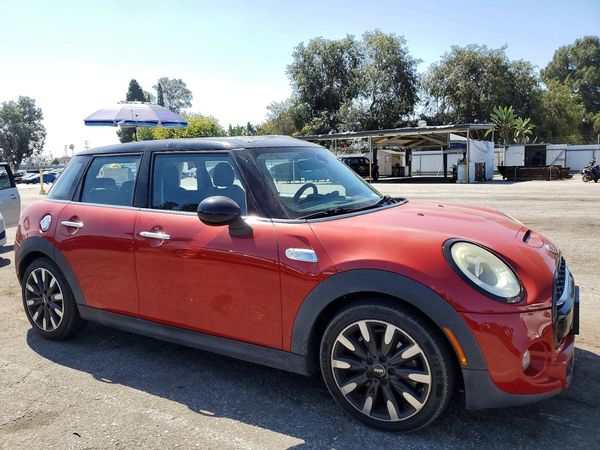 2016 MINI COOPER