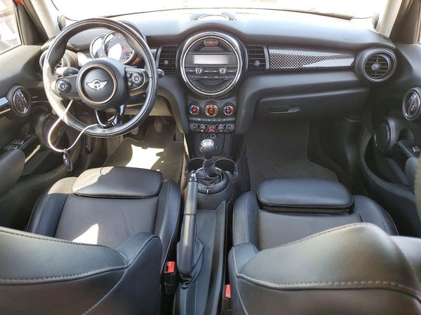 2016 MINI COOPER