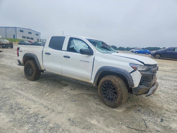 2026 CHEVROLET COLORADO Trail Boss — Passenger 3/4
