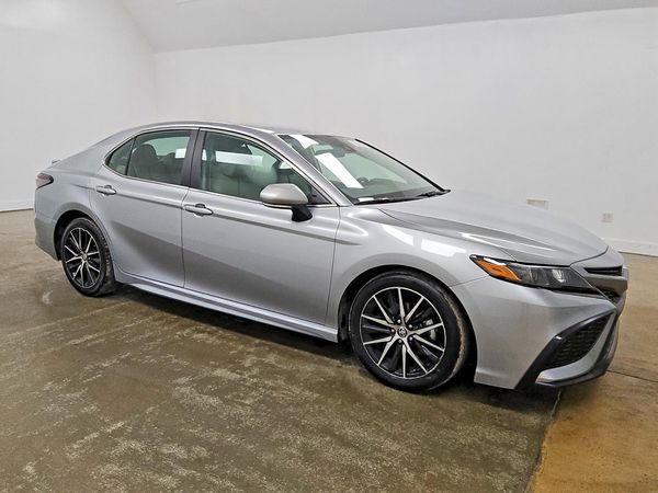 2024 TOYOTA CAMRY SE — Passenger 3/4